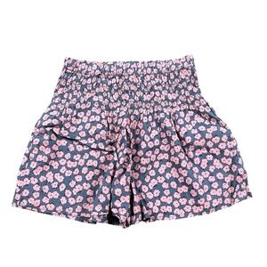 Free Assembly Girls Floral Smocked Shorts Size S 6/6X Pink Blue